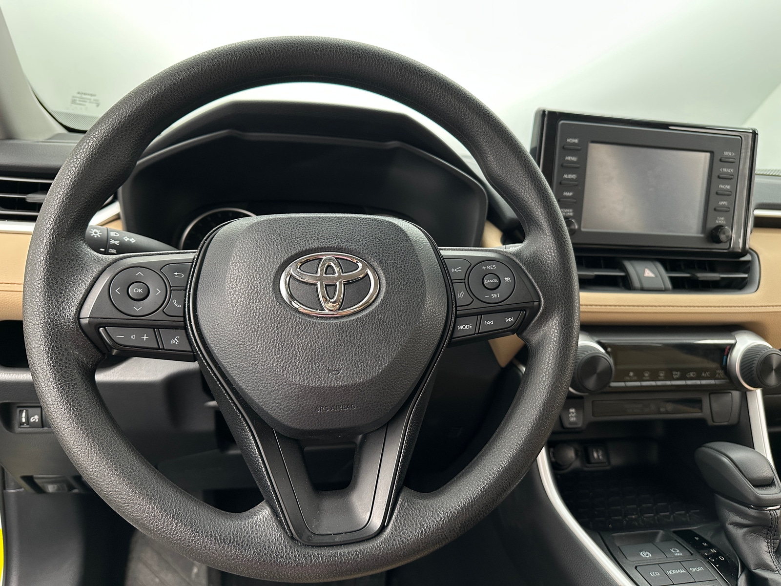Thumbnail: 2019 Toyota RAV4 - 5