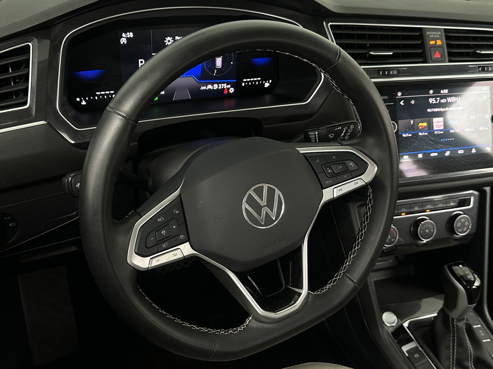 Thumbnail: 2024 Volkswagen Tiguan - 5