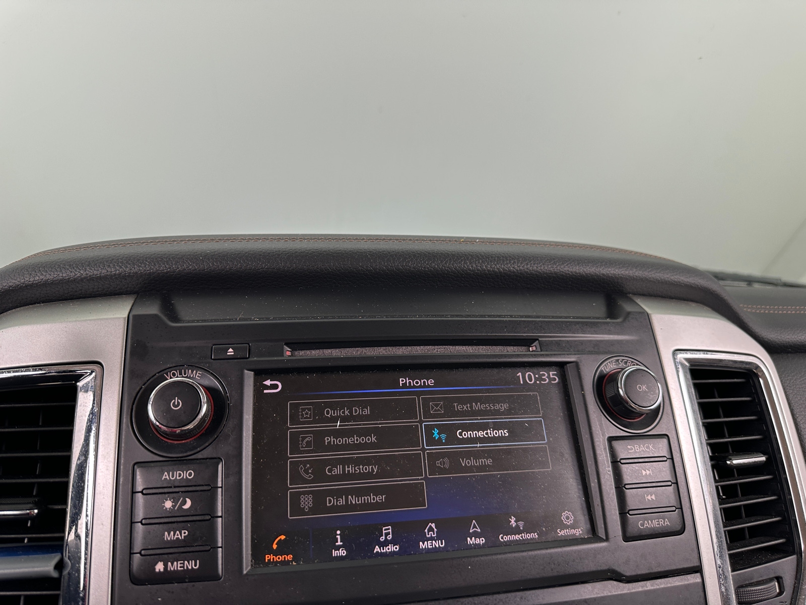 Thumbnail: 2019 Nissan Titan - 3