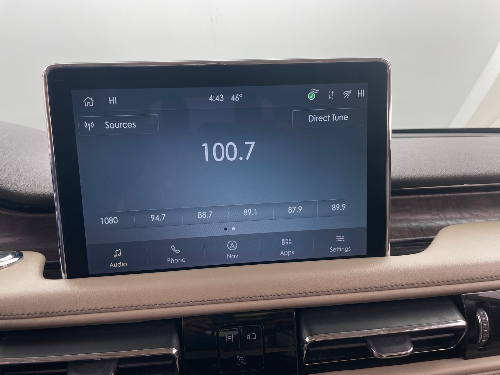 Thumbnail: 2022 Lincoln Aviator - 3