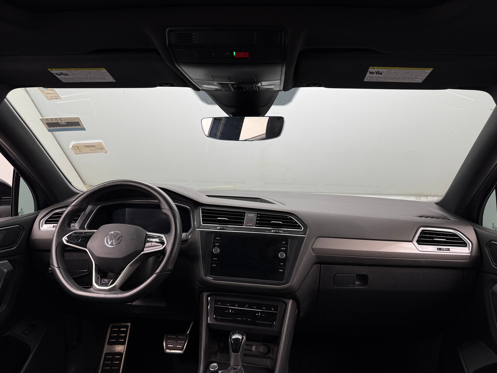 Thumbnail: 2022 Volkswagen Tiguan - 2