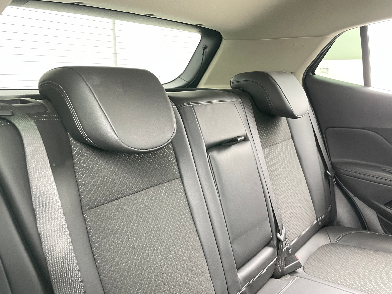 Thumbnail: 2021 Buick Encore - 6