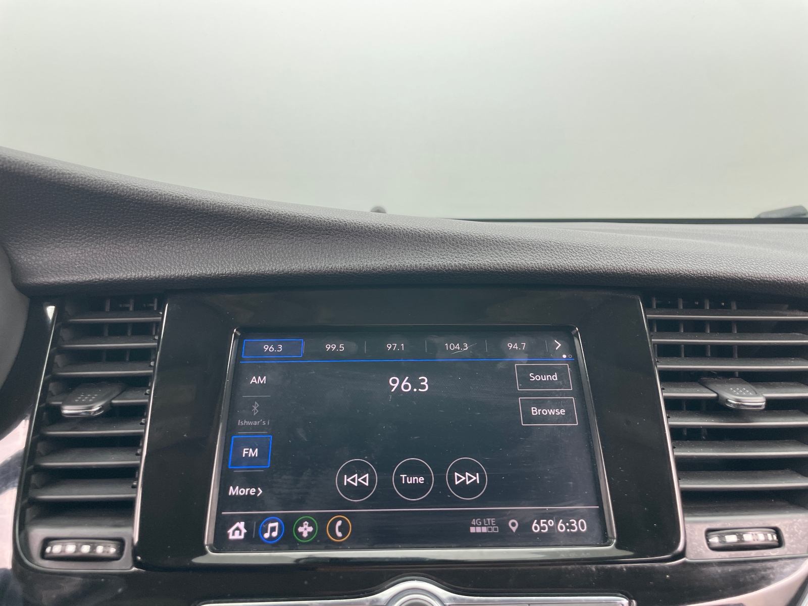 Thumbnail: 2021 Buick Encore - 4