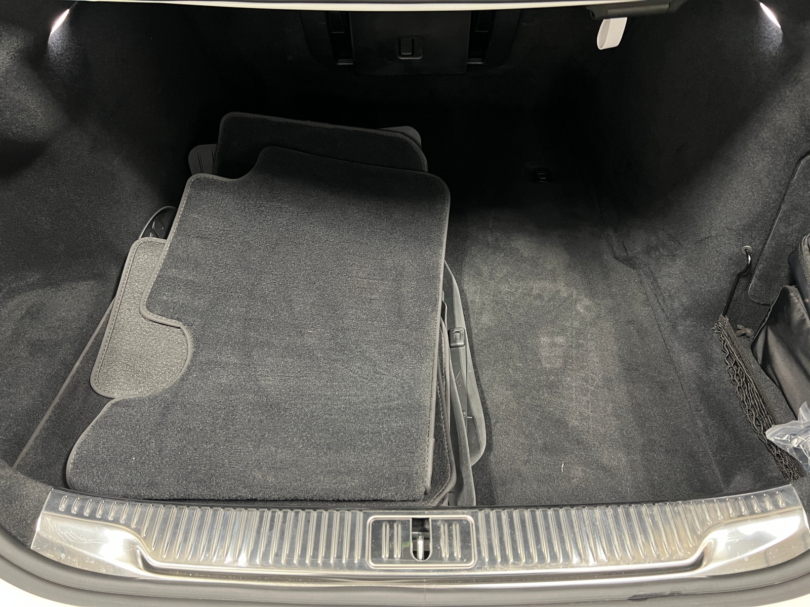 Thumbnail: 2022 Mercedes-Benz S-Class - 6