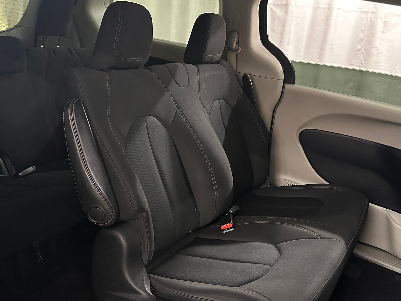 Thumbnail: 2019 Chrysler Pacifica - 6