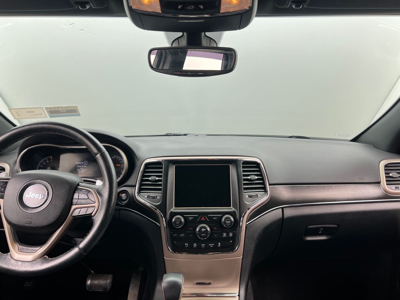 Thumbnail: 2017 Jeep Grand Cherokee - 2