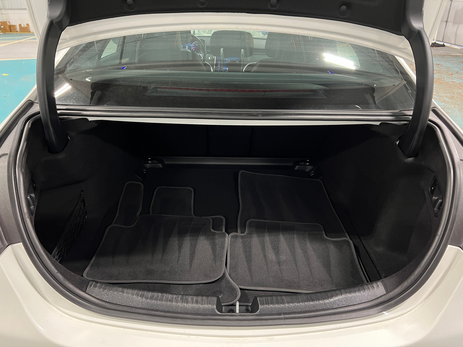 Thumbnail: 2024 Mercedes-Benz C-Class - 6