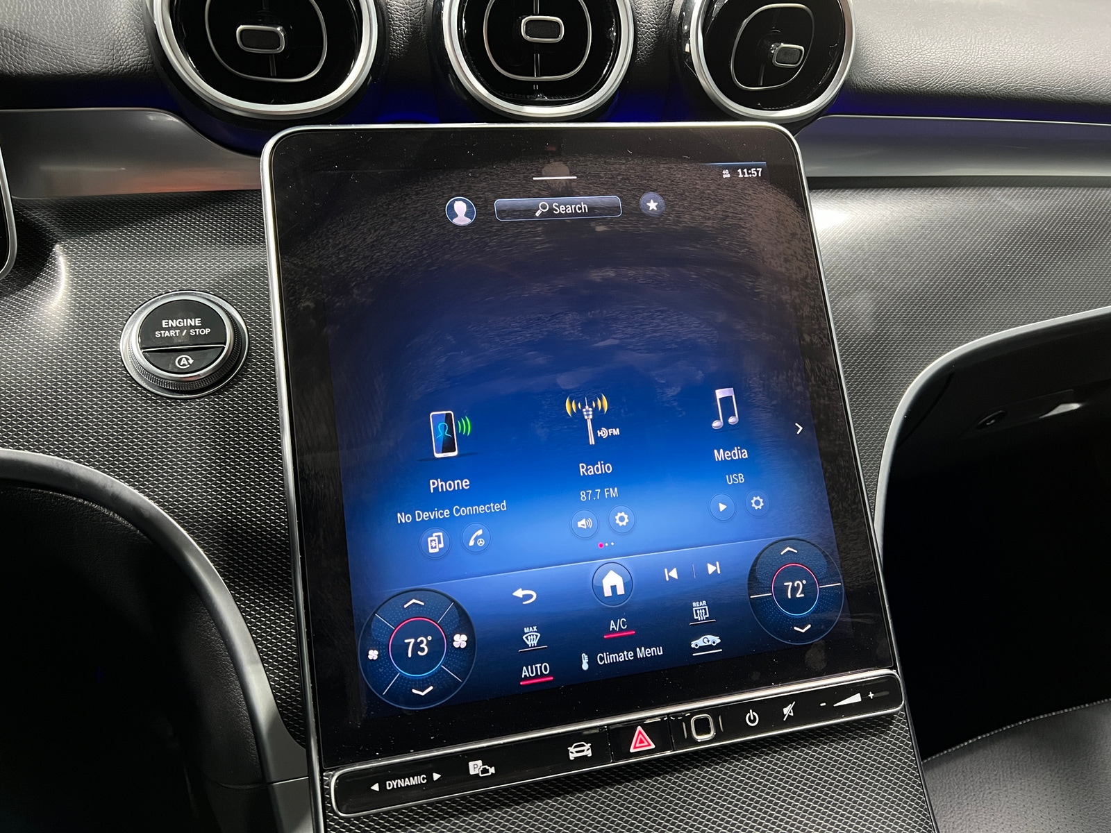 Thumbnail: 2024 Mercedes-Benz C-Class - 3