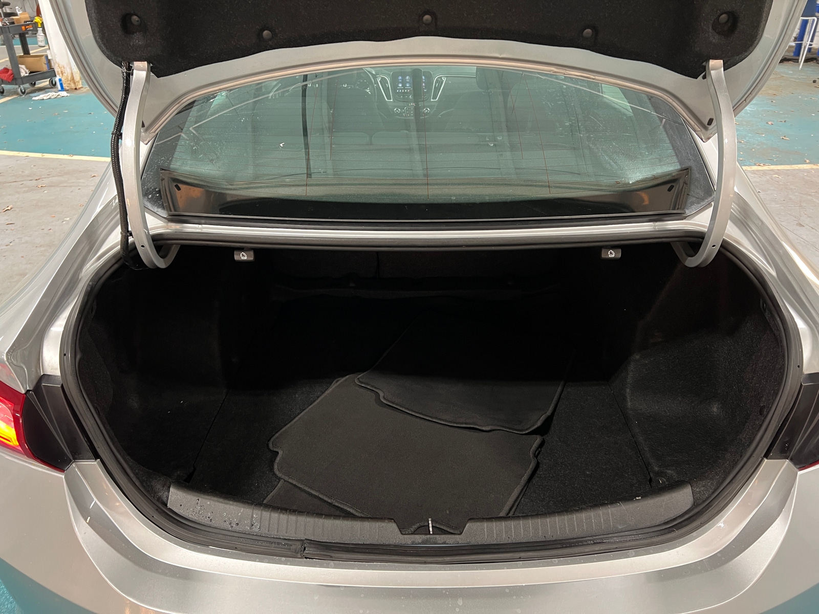 Thumbnail: 2022 Chevrolet Malibu - 7