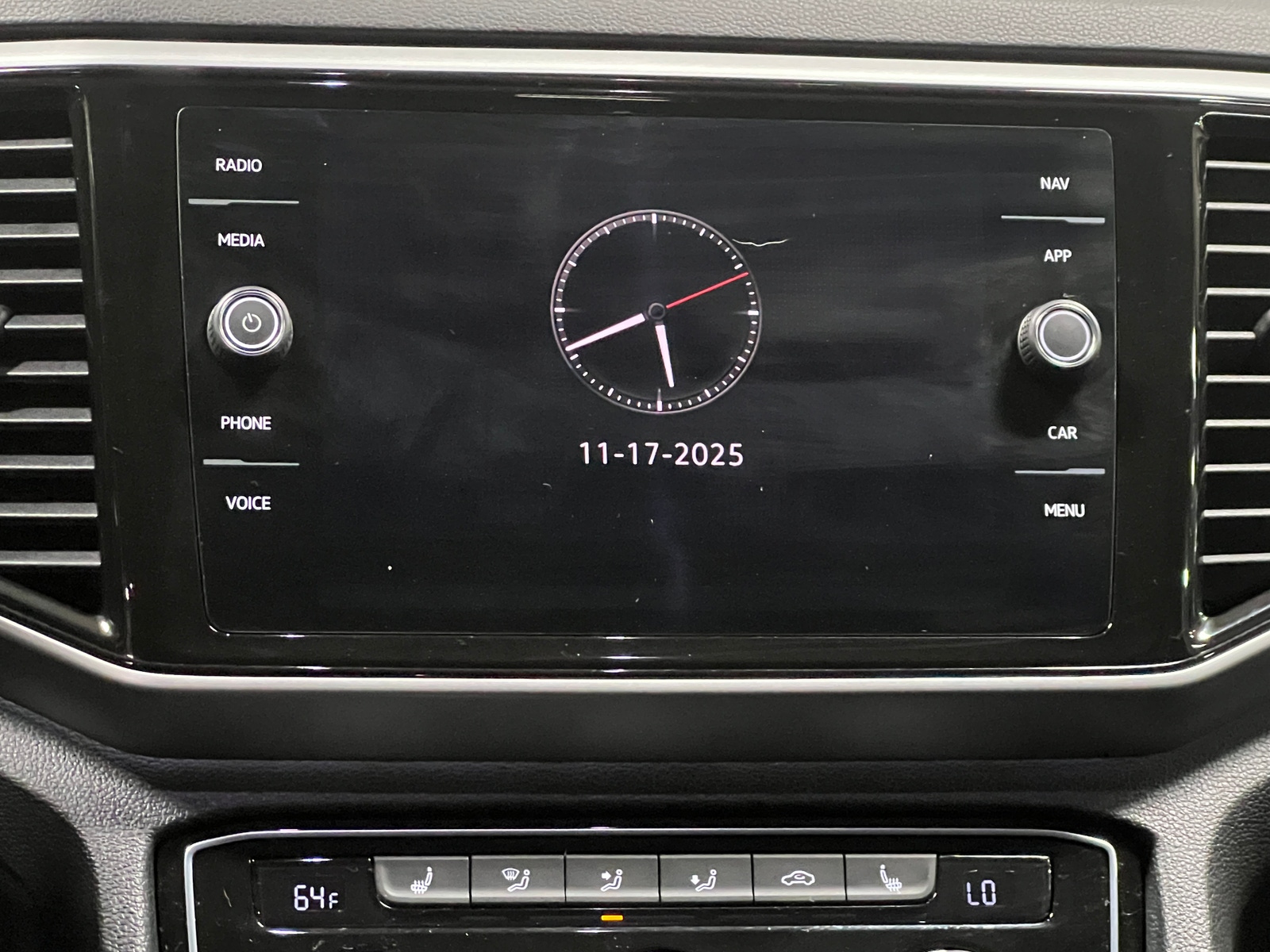 Thumbnail: 2023 Volkswagen Atlas - 3