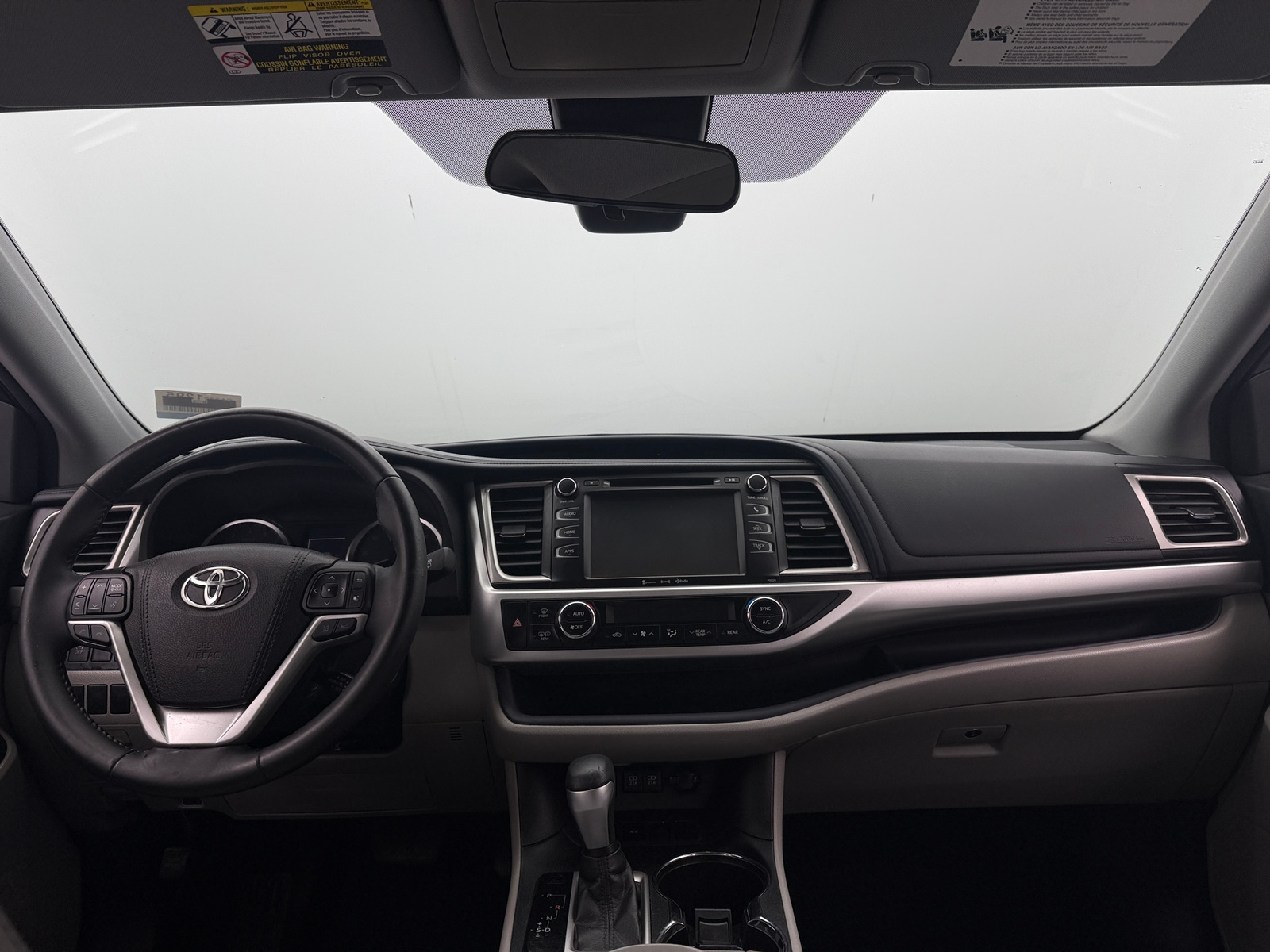 Thumbnail: 2017 Toyota Highlander - 3