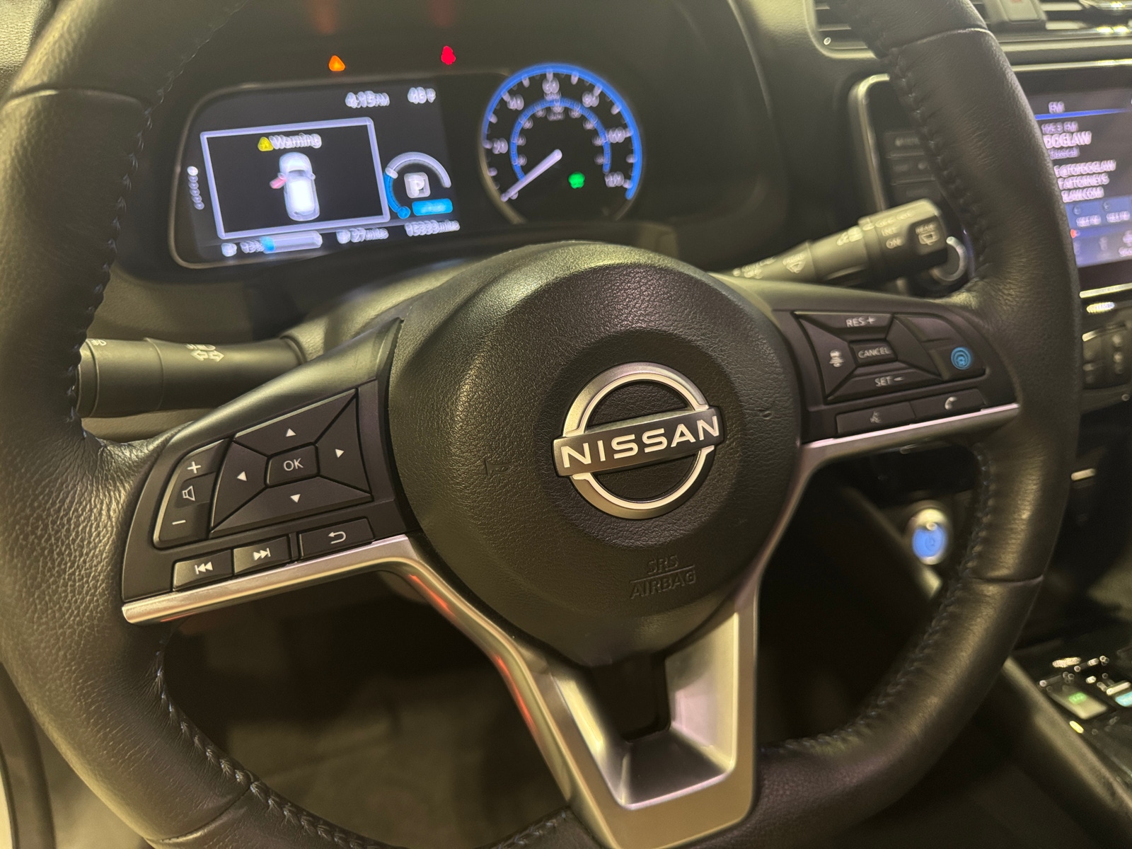 Thumbnail: 2024 Nissan Leaf - 5