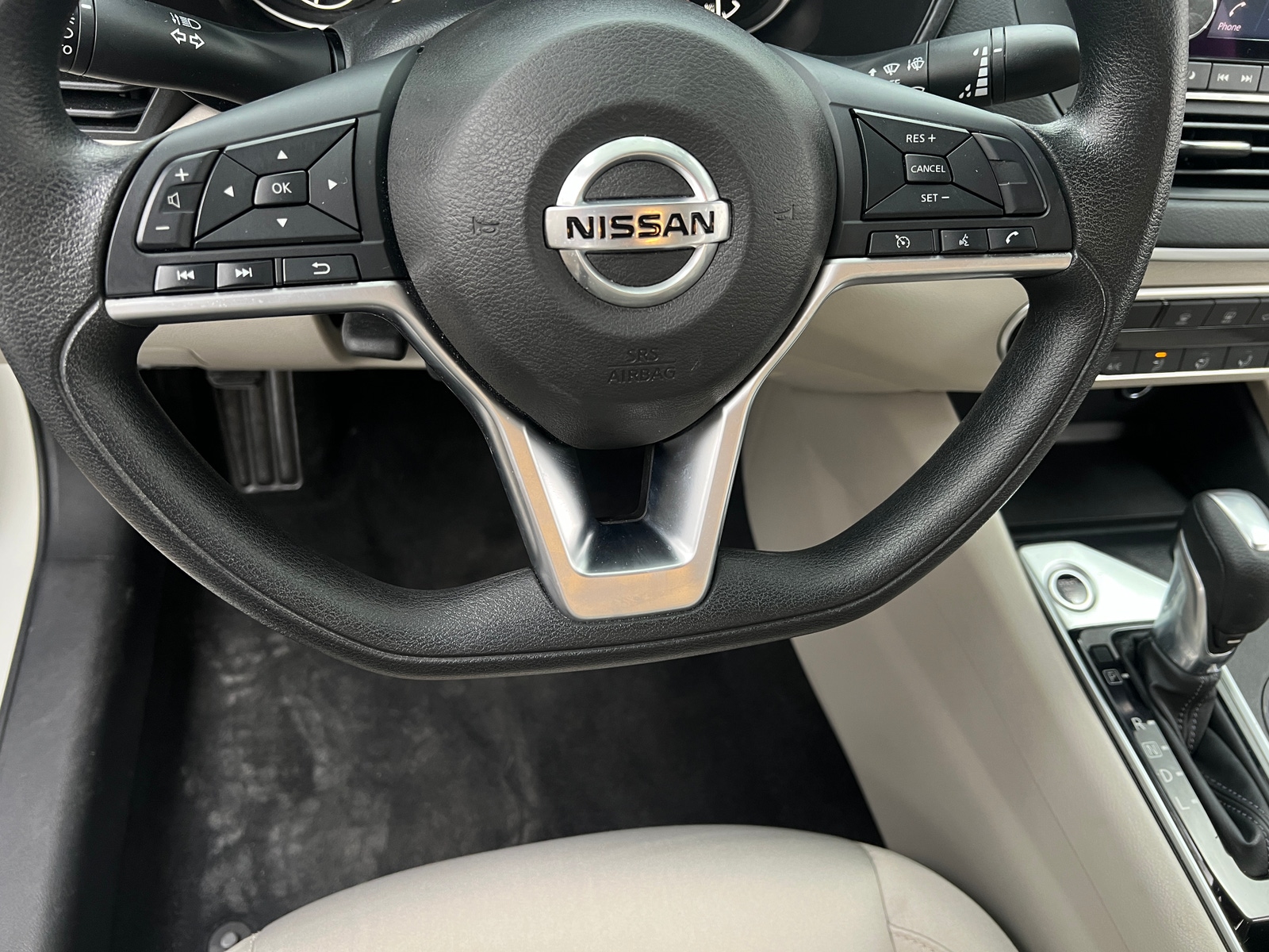 Thumbnail: 2019 Nissan Altima - 5