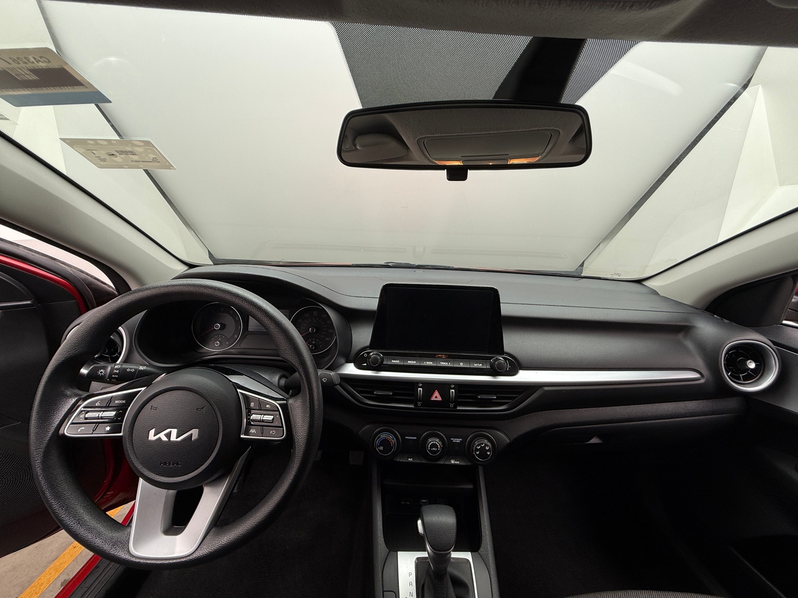 Thumbnail: 2024 Kia Forte - 3