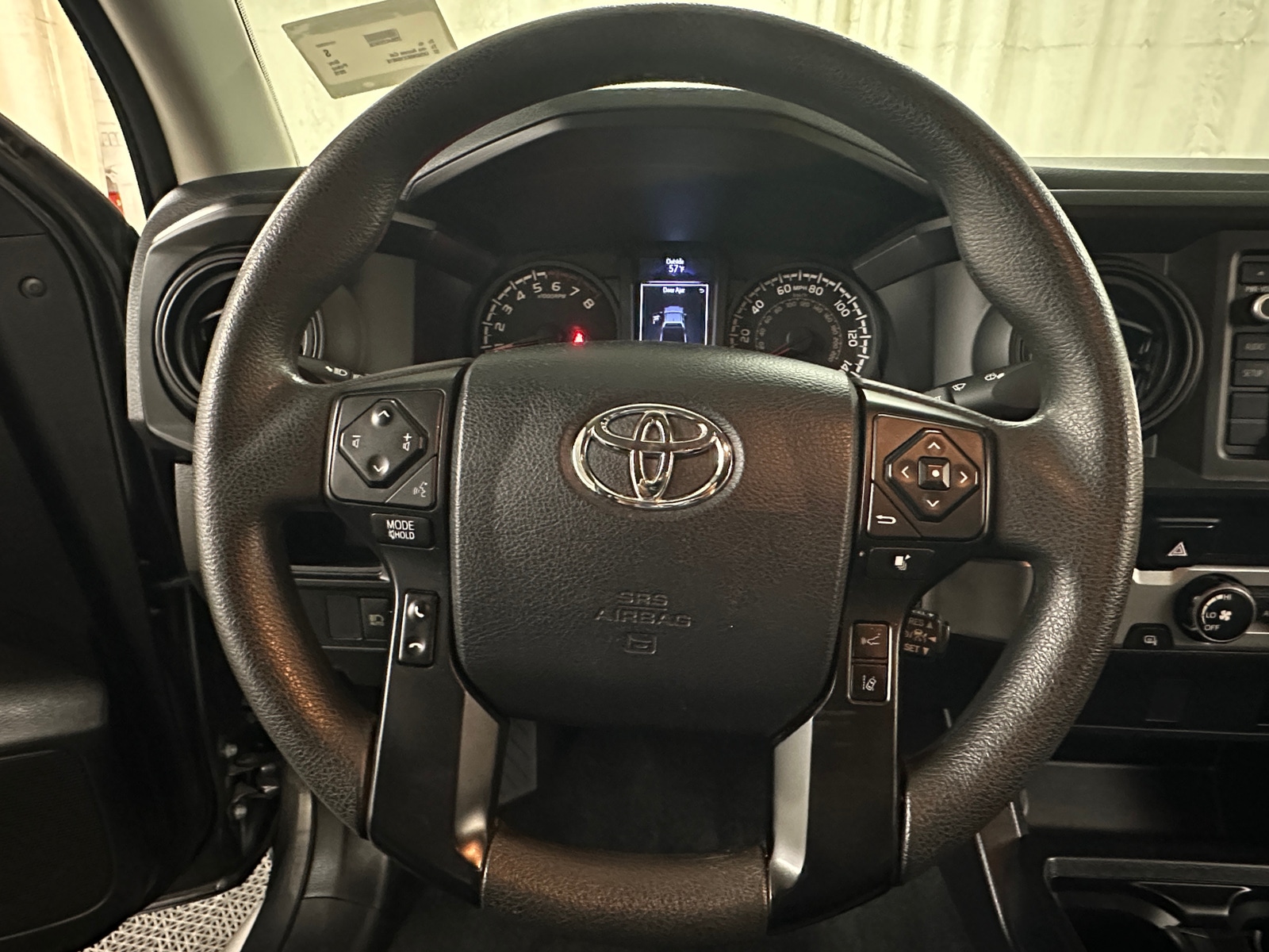 Thumbnail: 2019 Toyota Tacoma - 5