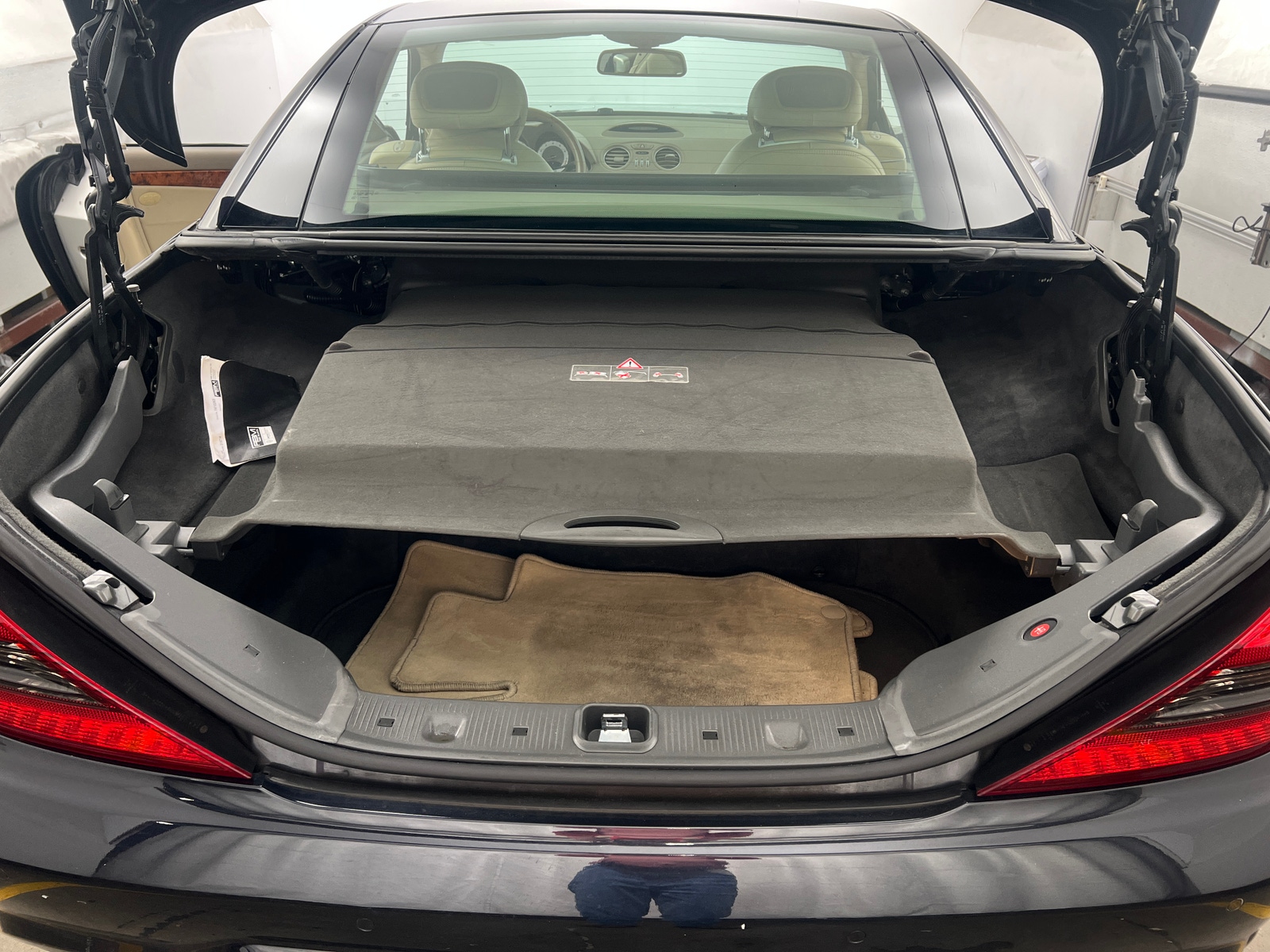 Thumbnail: 2011 Mercedes-Benz SL-Class - 6