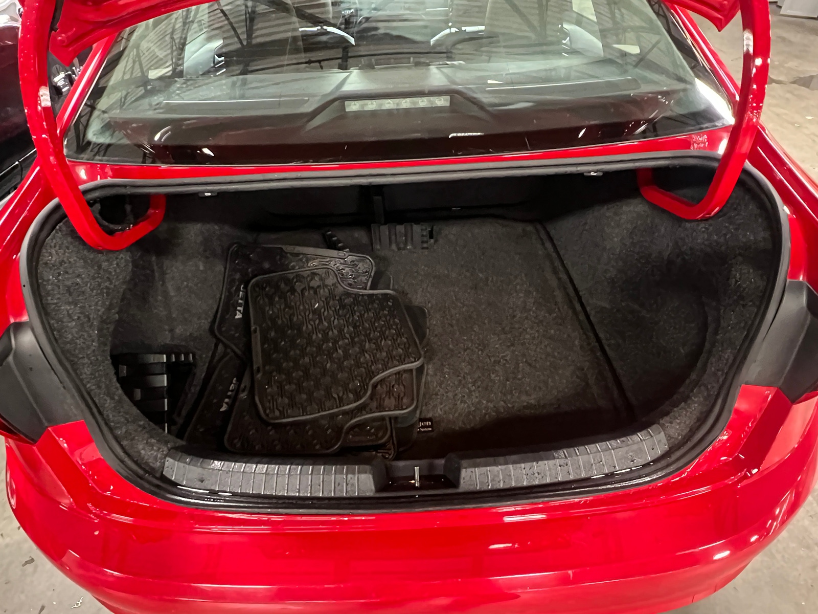 Thumbnail: 2019 Volkswagen Jetta - 6