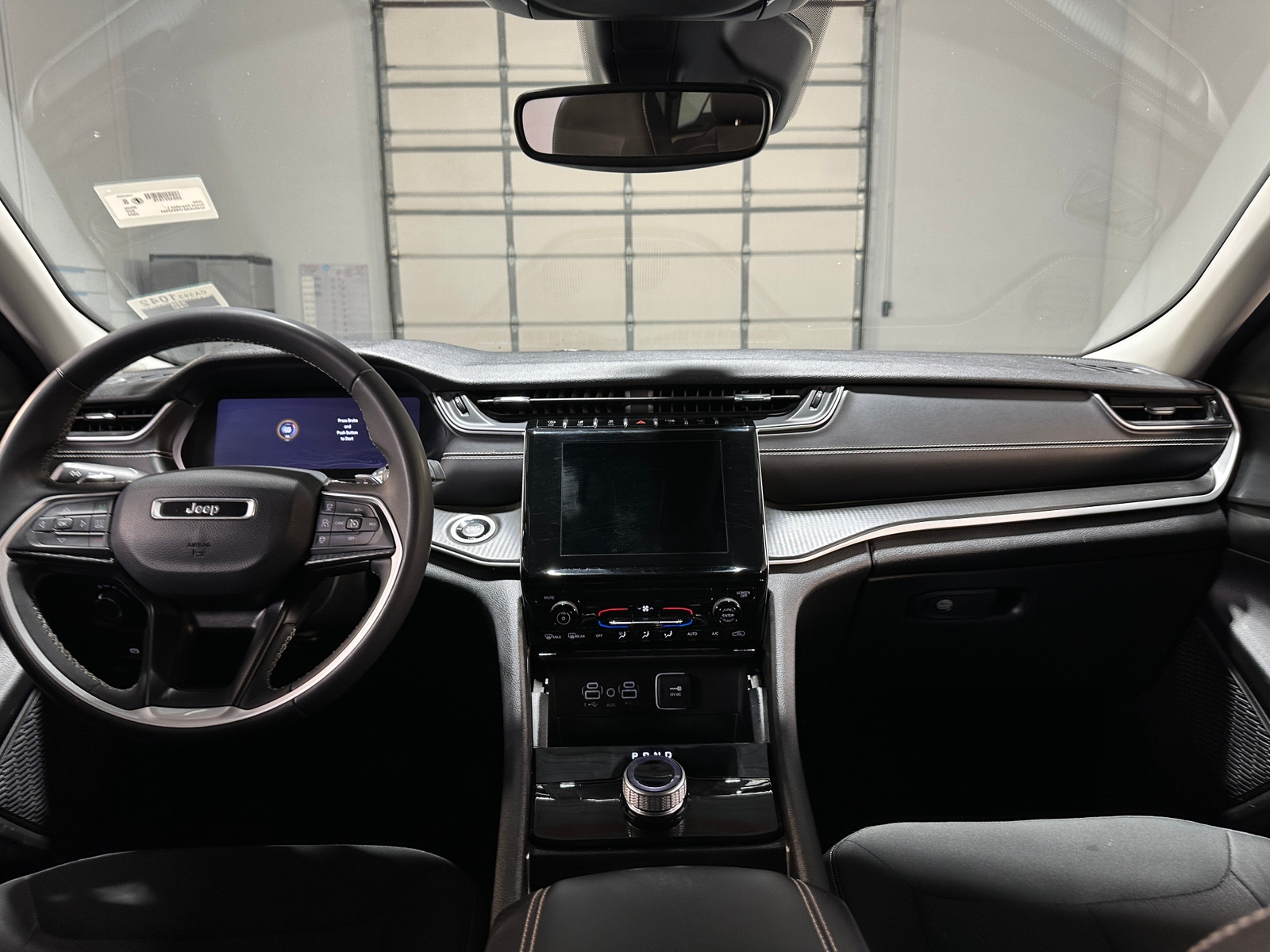 Thumbnail: 2023 Jeep Grand Cherokee L - 3