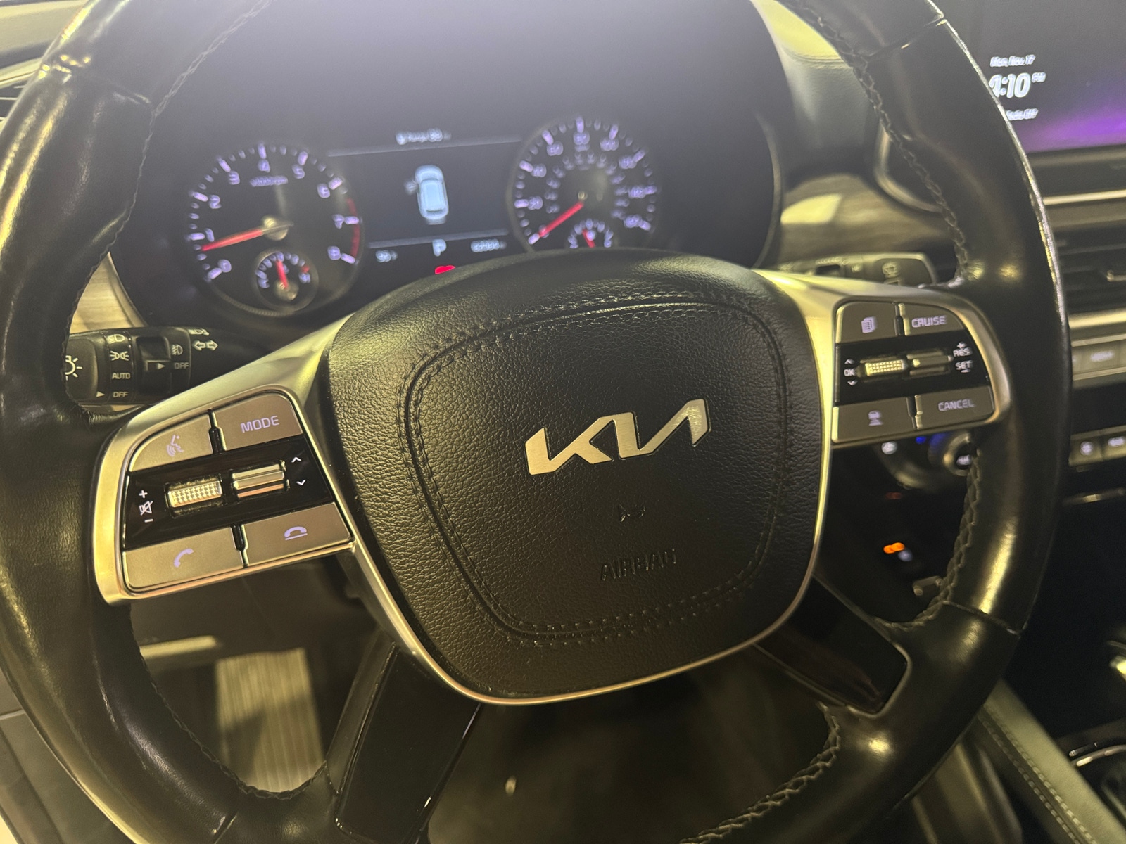 Thumbnail: 2022 Kia Telluride - 4