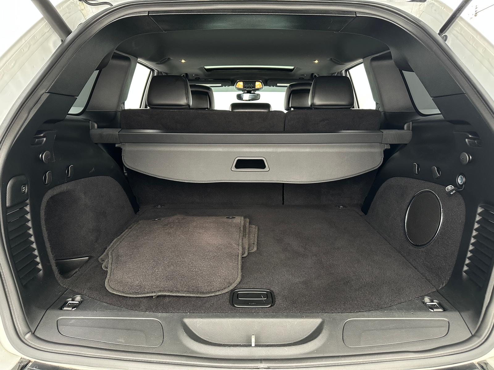 Thumbnail: 2018 Jeep Grand Cherokee - 6