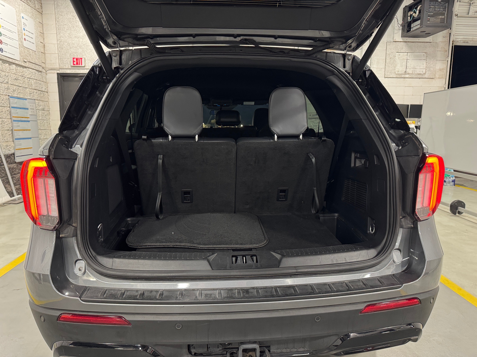 Thumbnail: 2025 Ford Explorer - 6