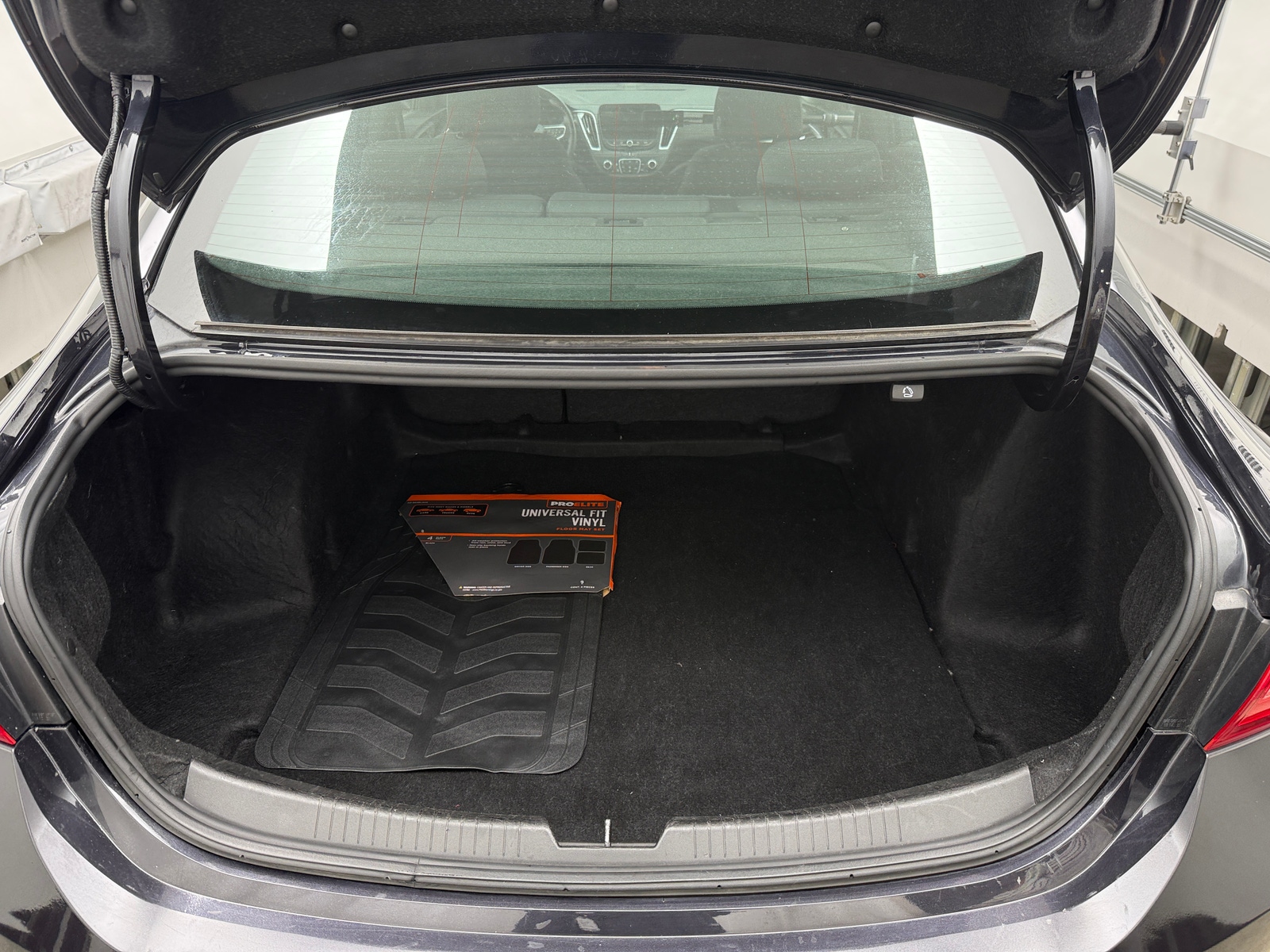 Thumbnail: 2023 Chevrolet Malibu - 7