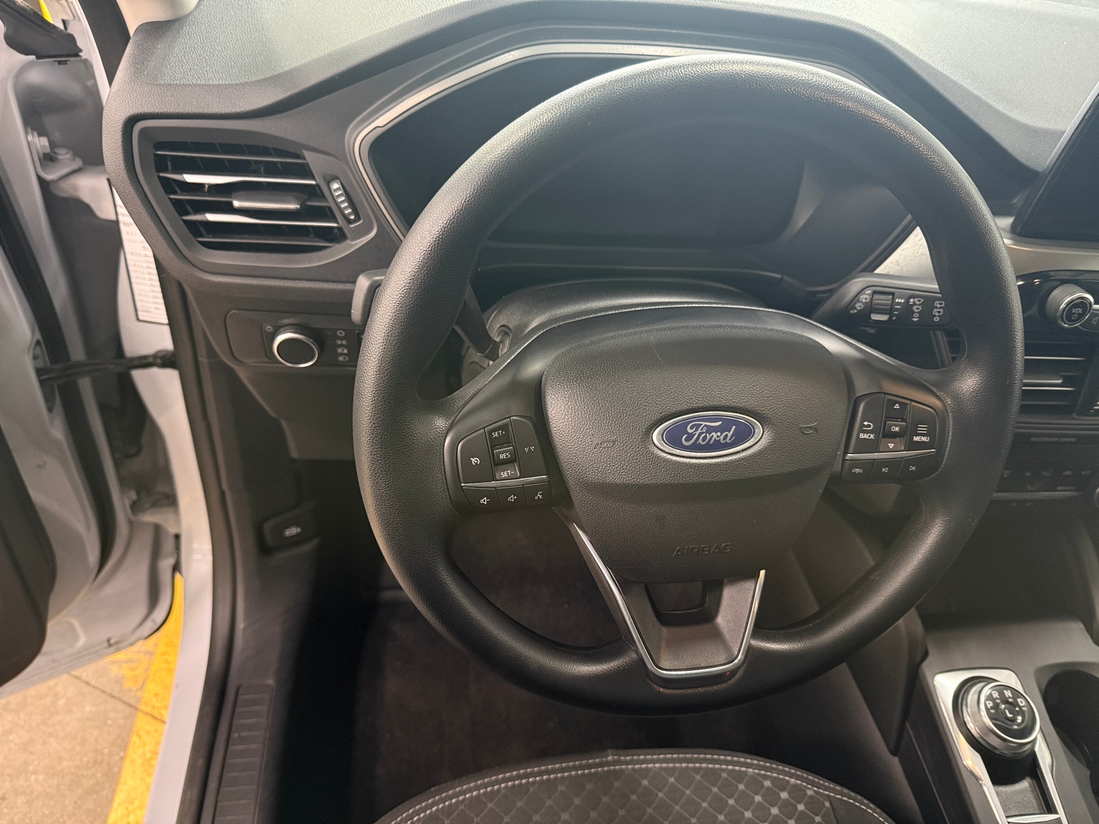 Thumbnail: 2025 Ford Escape - 5