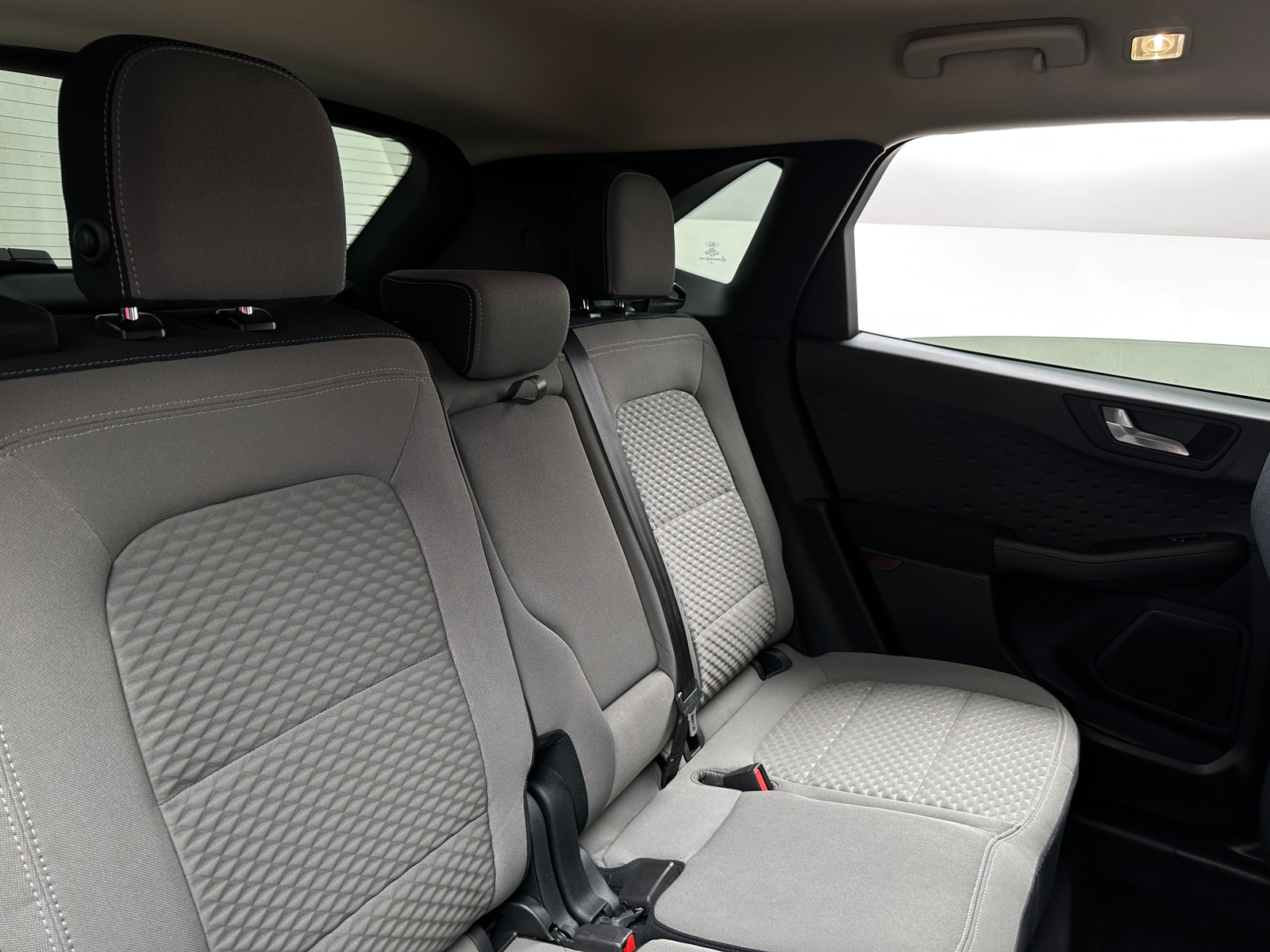 Thumbnail: 2020 Ford Escape - 6