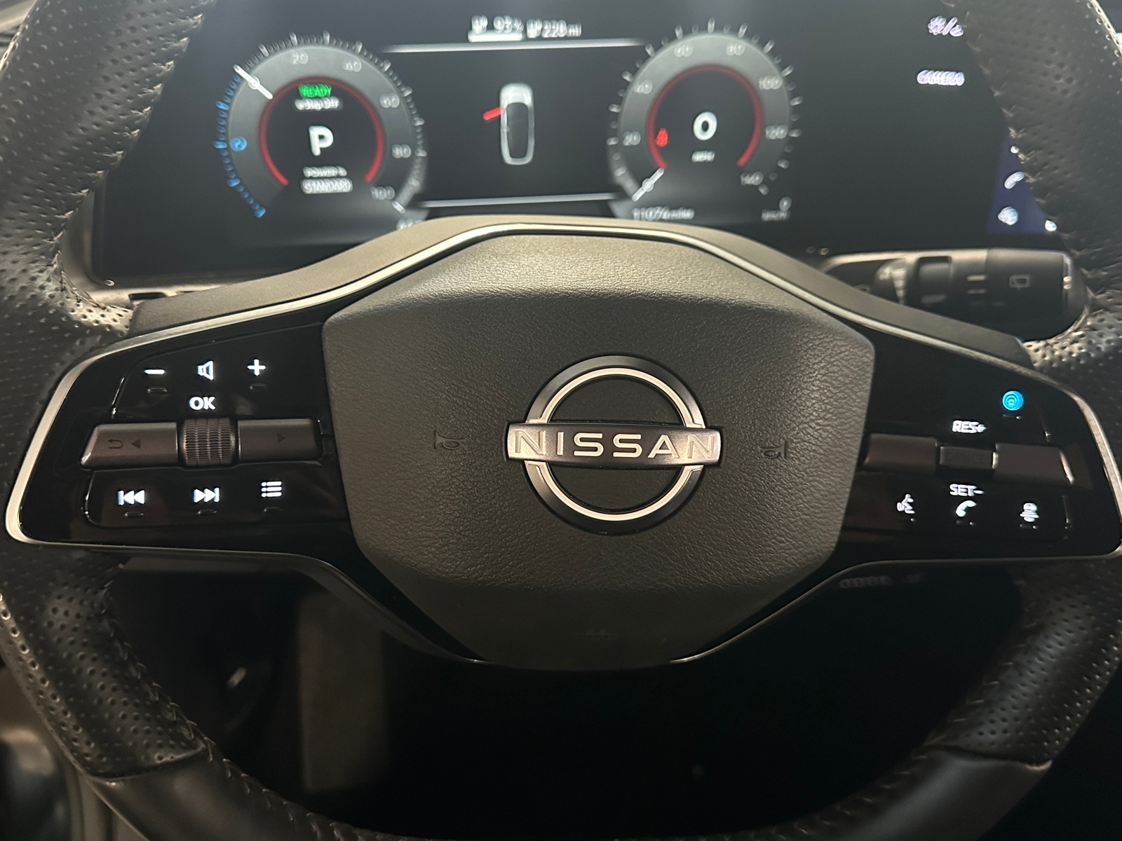 Thumbnail: 2023 Nissan Ariya - 4