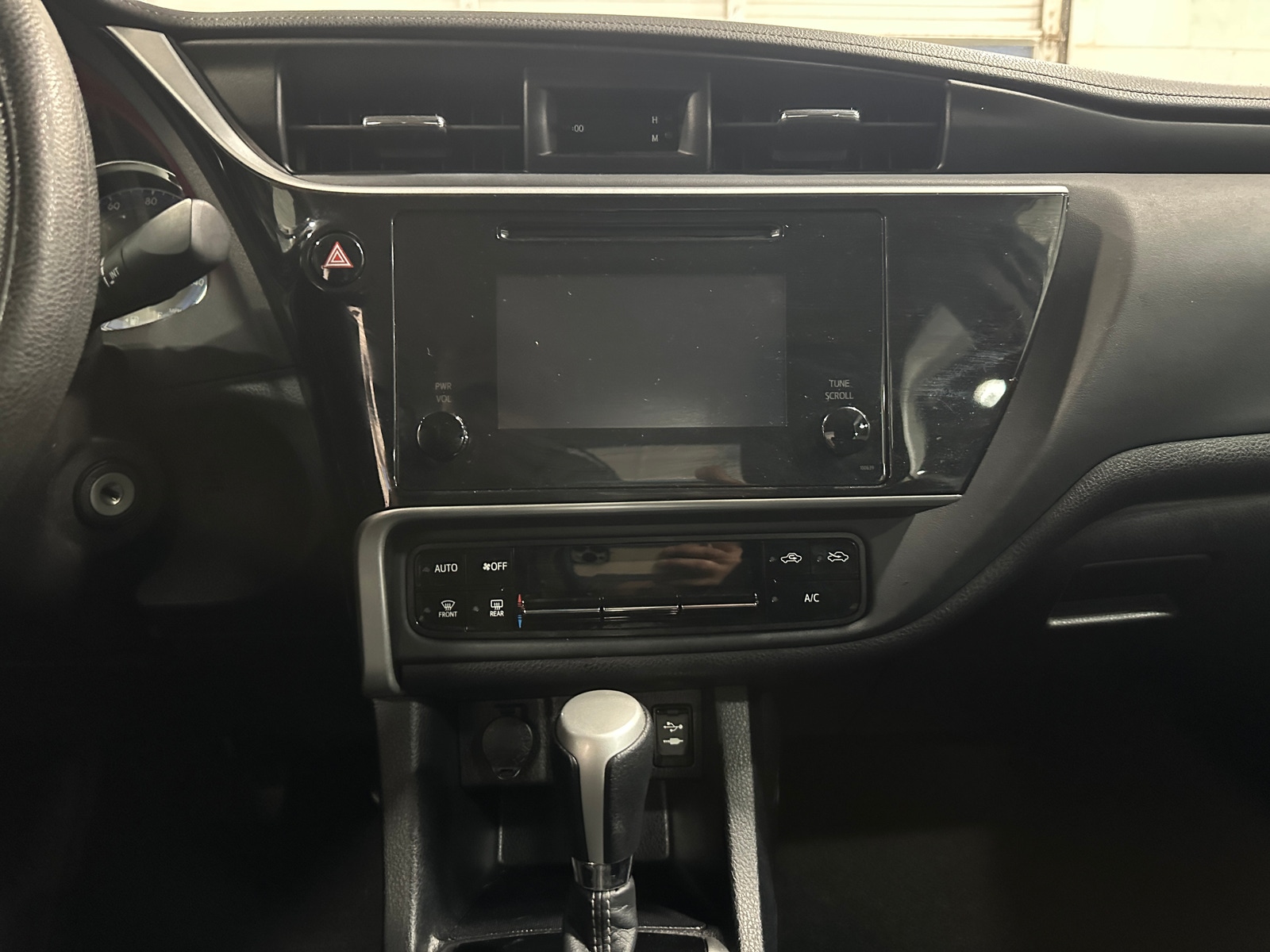 Thumbnail: 2018 Toyota Corolla - 4