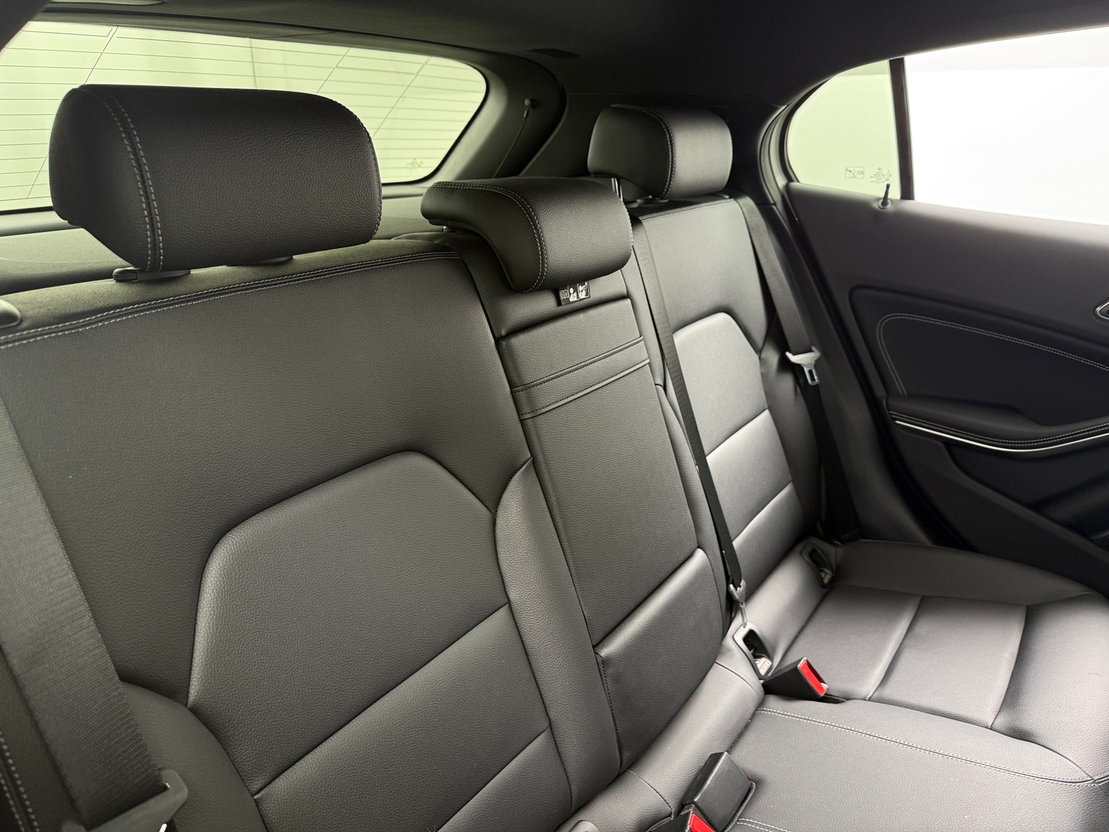 Thumbnail: 2016 Mercedes-Benz GLA - 5