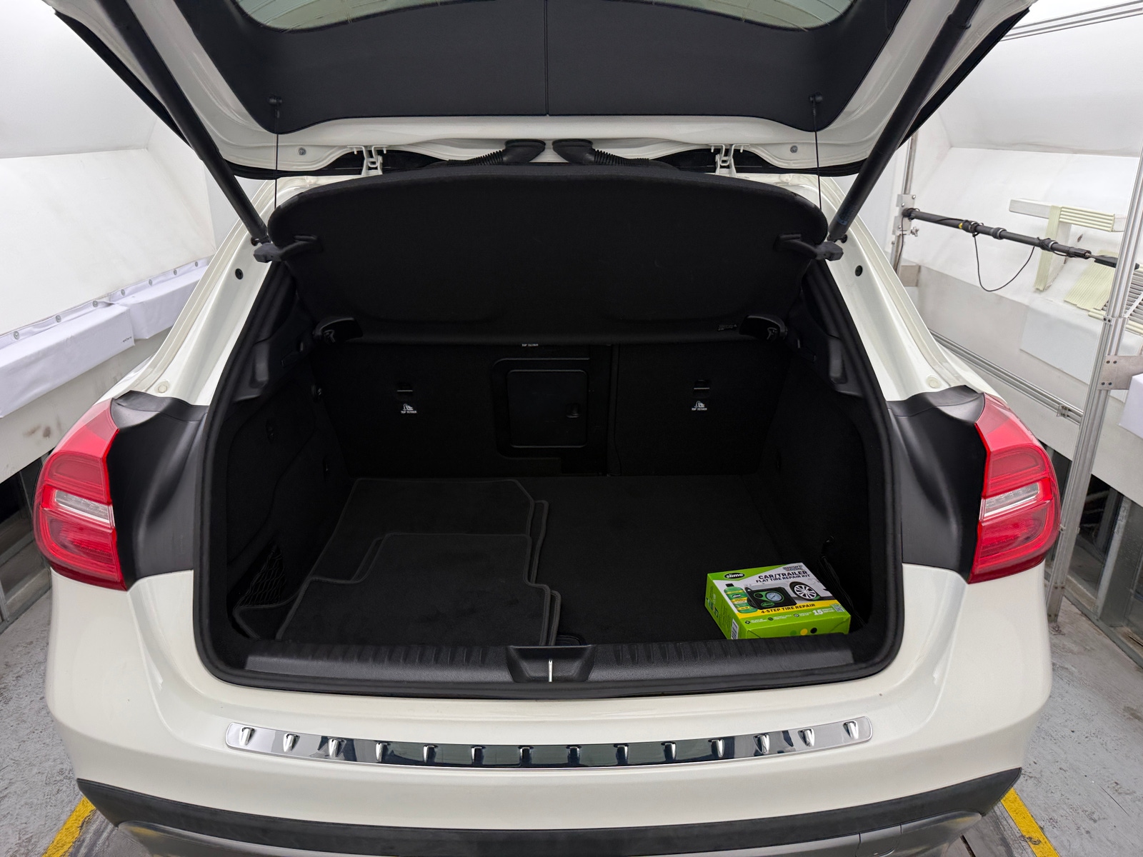 Thumbnail: 2016 Mercedes-Benz GLA - 6