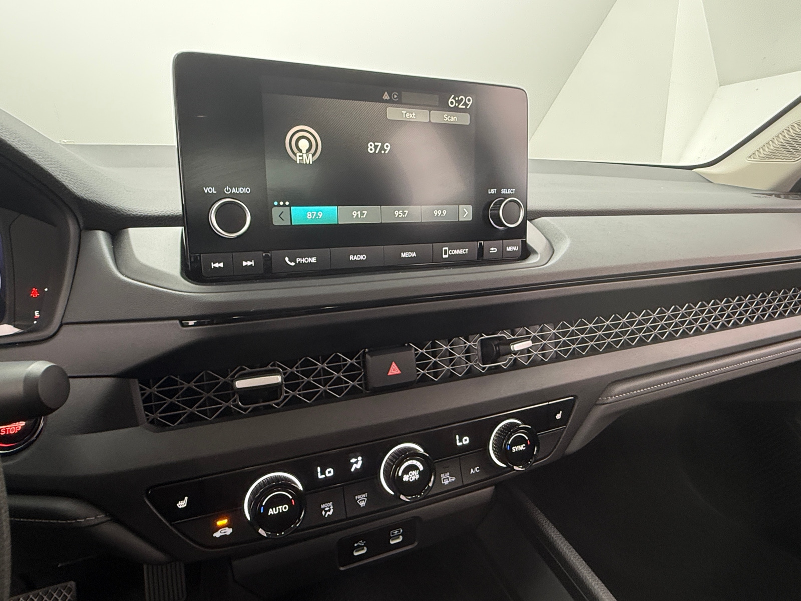 Thumbnail: 2024 Honda Accord - 4