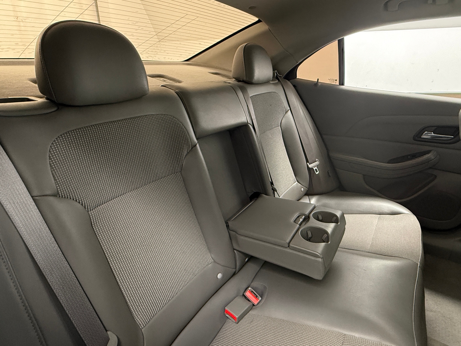 Thumbnail: 2015 Chevrolet Malibu - 5