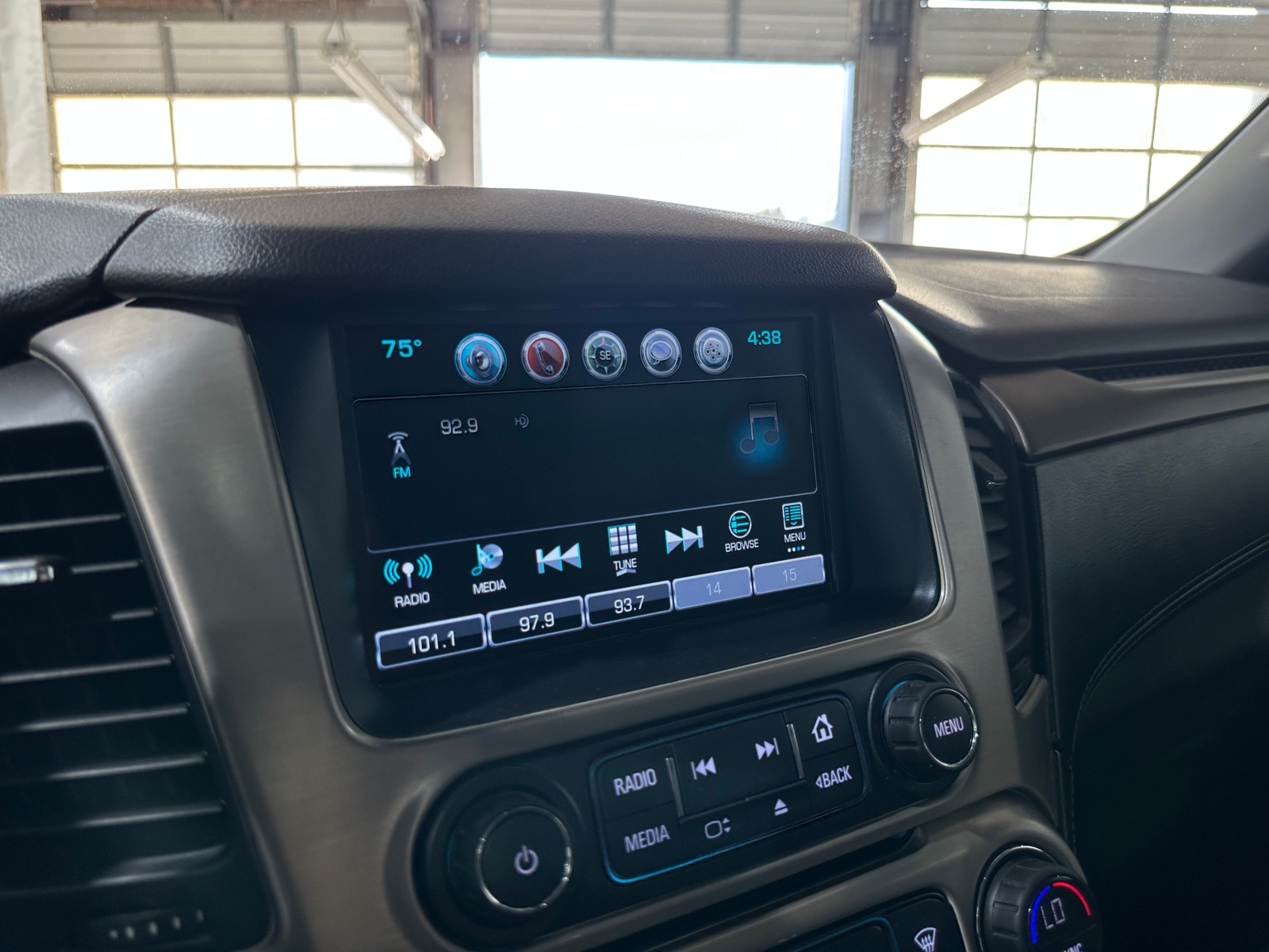 Thumbnail: 2018 GMC Yukon - 3