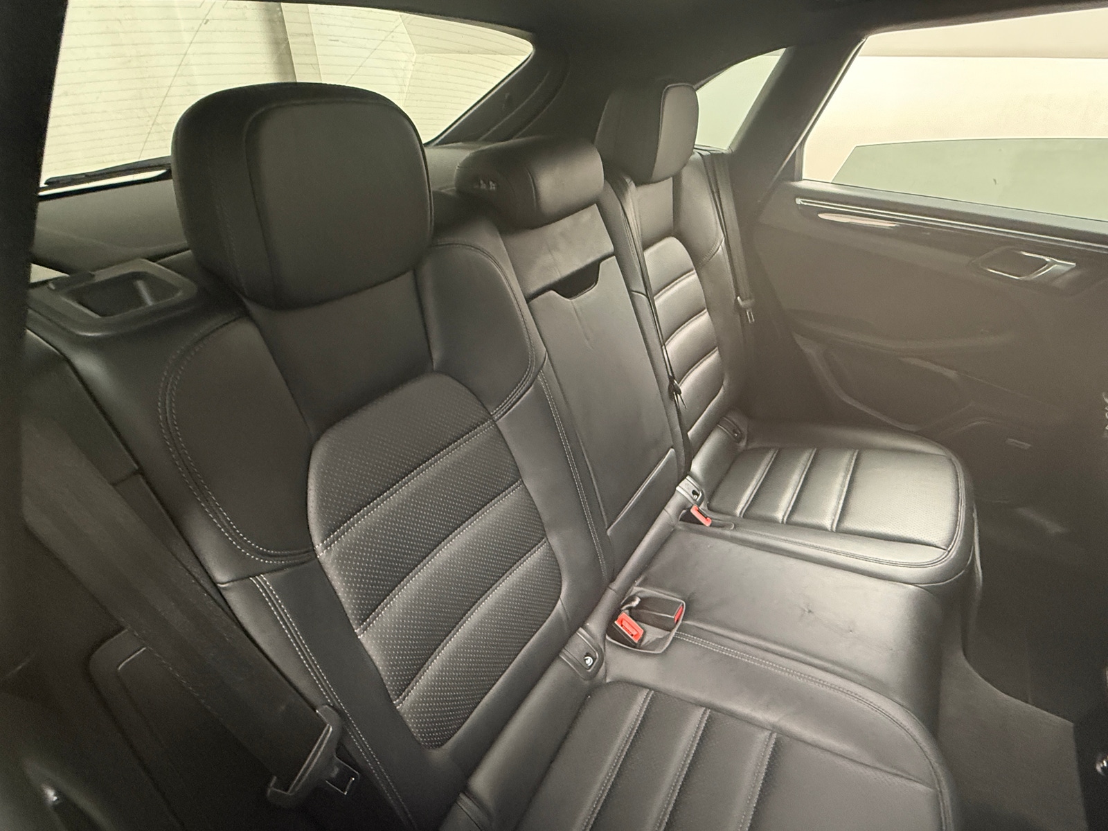 Thumbnail: 2021 Porsche Macan - 5