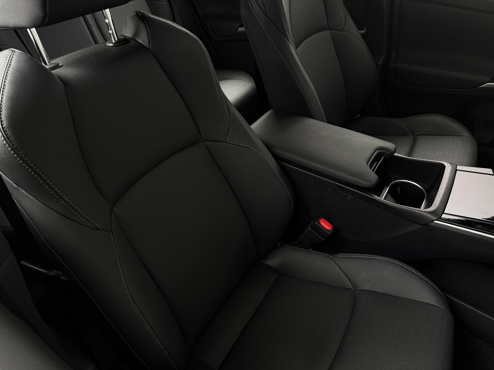 Thumbnail: 2024 Subaru Solterra - 2