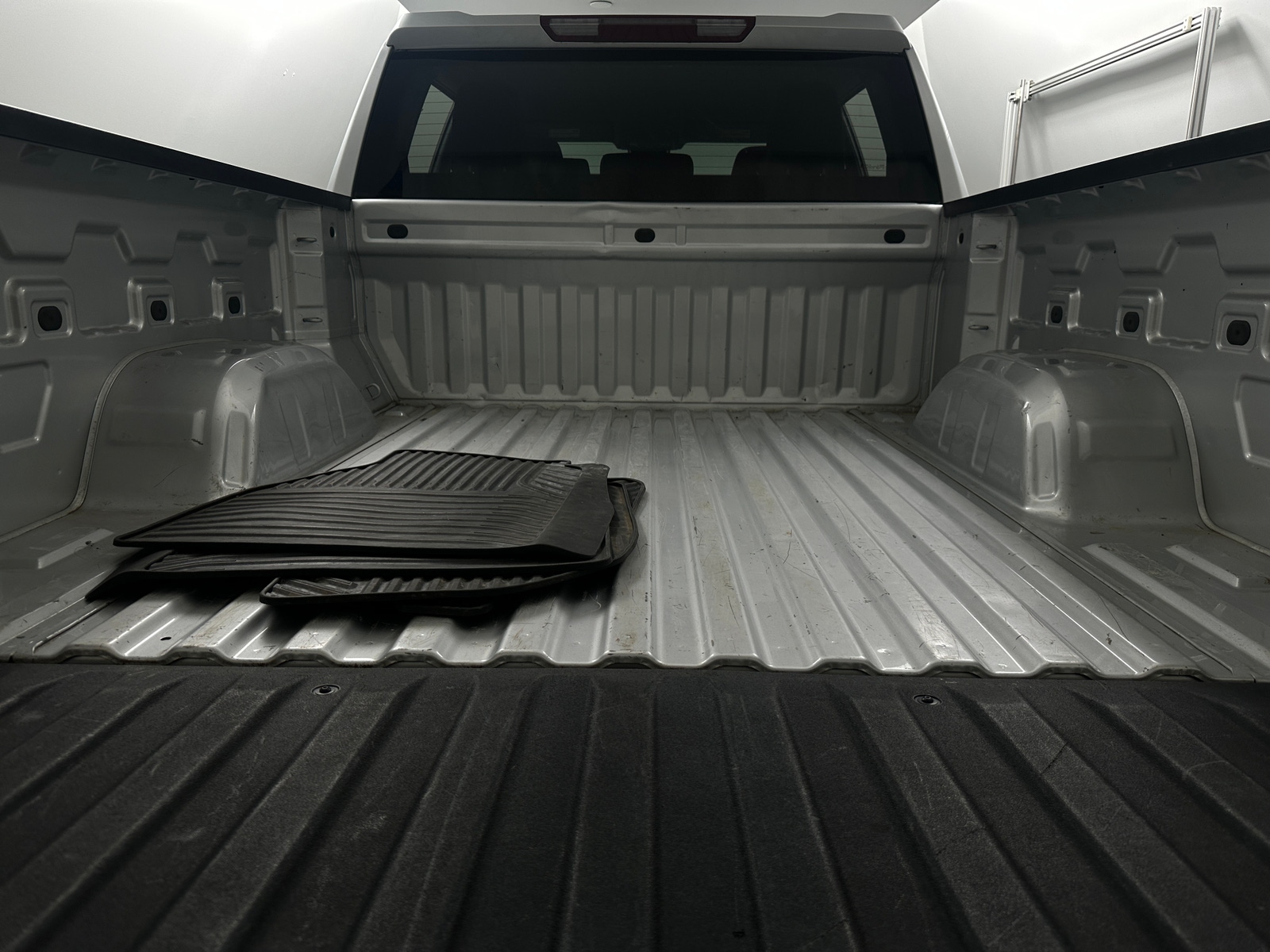 Thumbnail: 2022 Chevrolet Silverado 1500 - 7