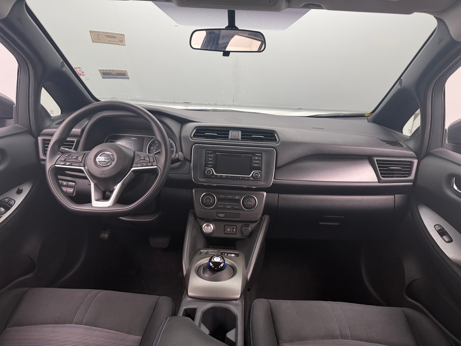 Thumbnail: 2019 Nissan Leaf - 3