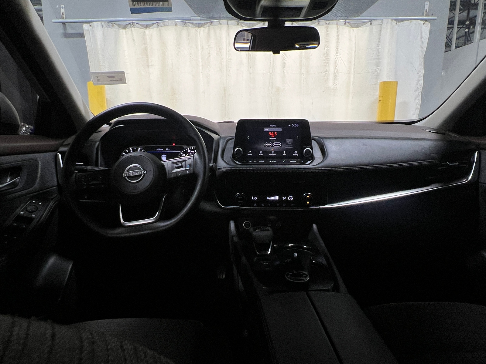 Thumbnail: 2022 Nissan Rogue - 3