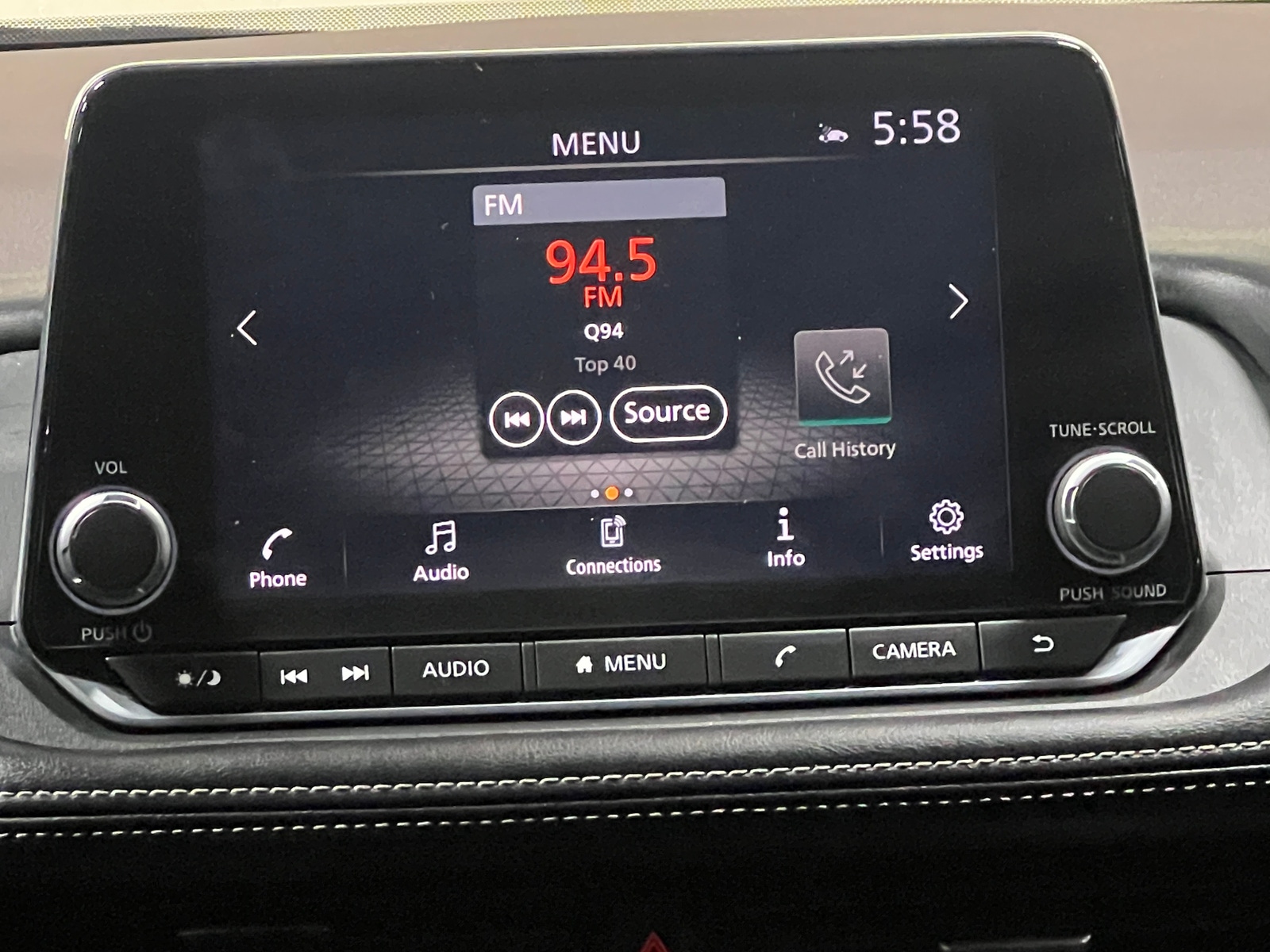 Thumbnail: 2022 Nissan Rogue - 4