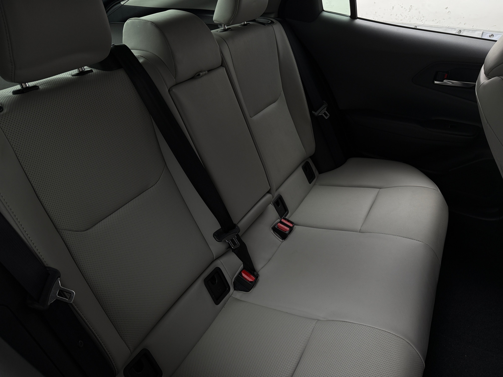 Thumbnail: 2024 Toyota Prius - 5