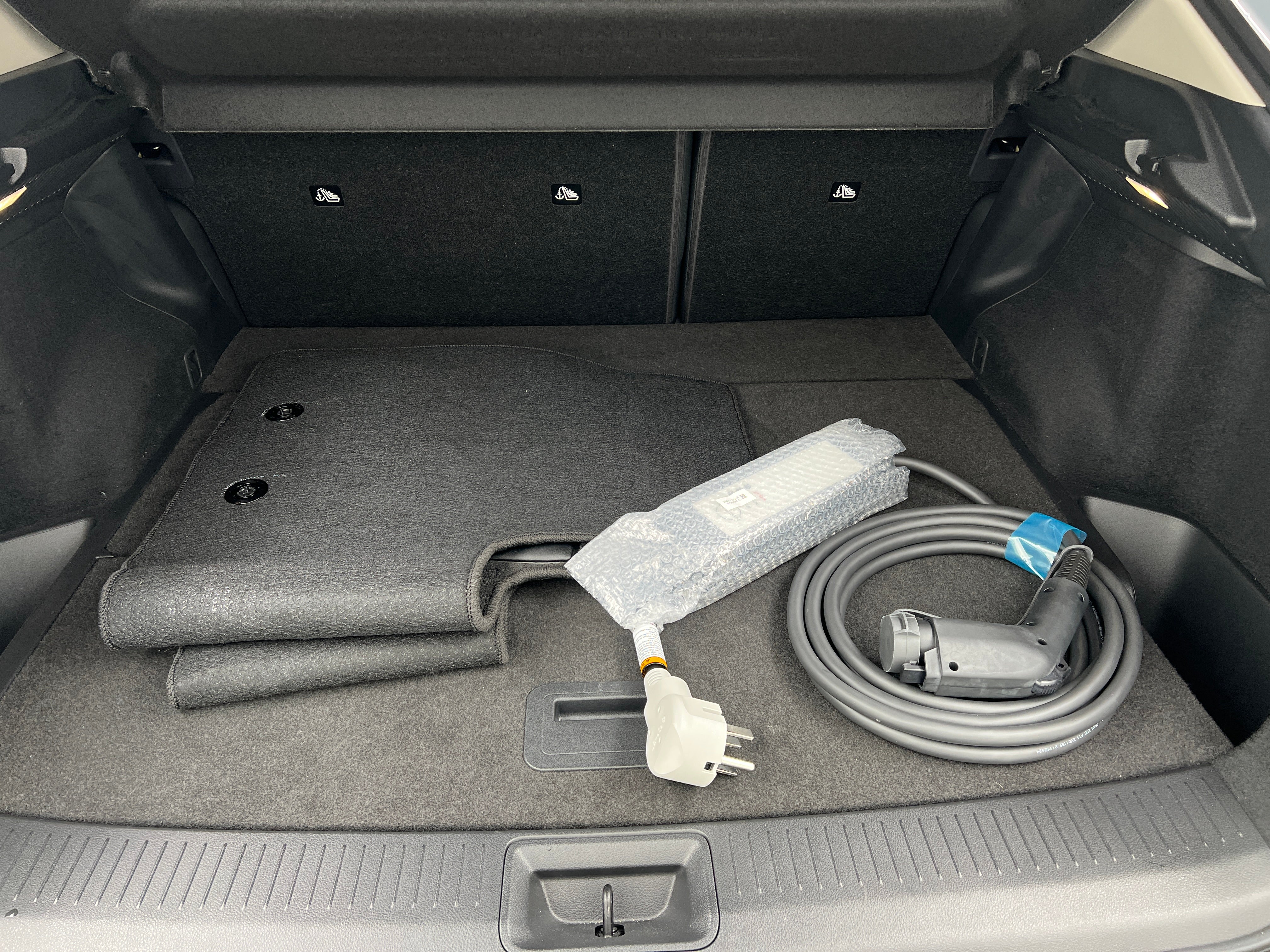 Used 2024 Nissan ARIYA Evolve+ with VIN JN1BF0BA8RM430140 for sale in Auburn, WA