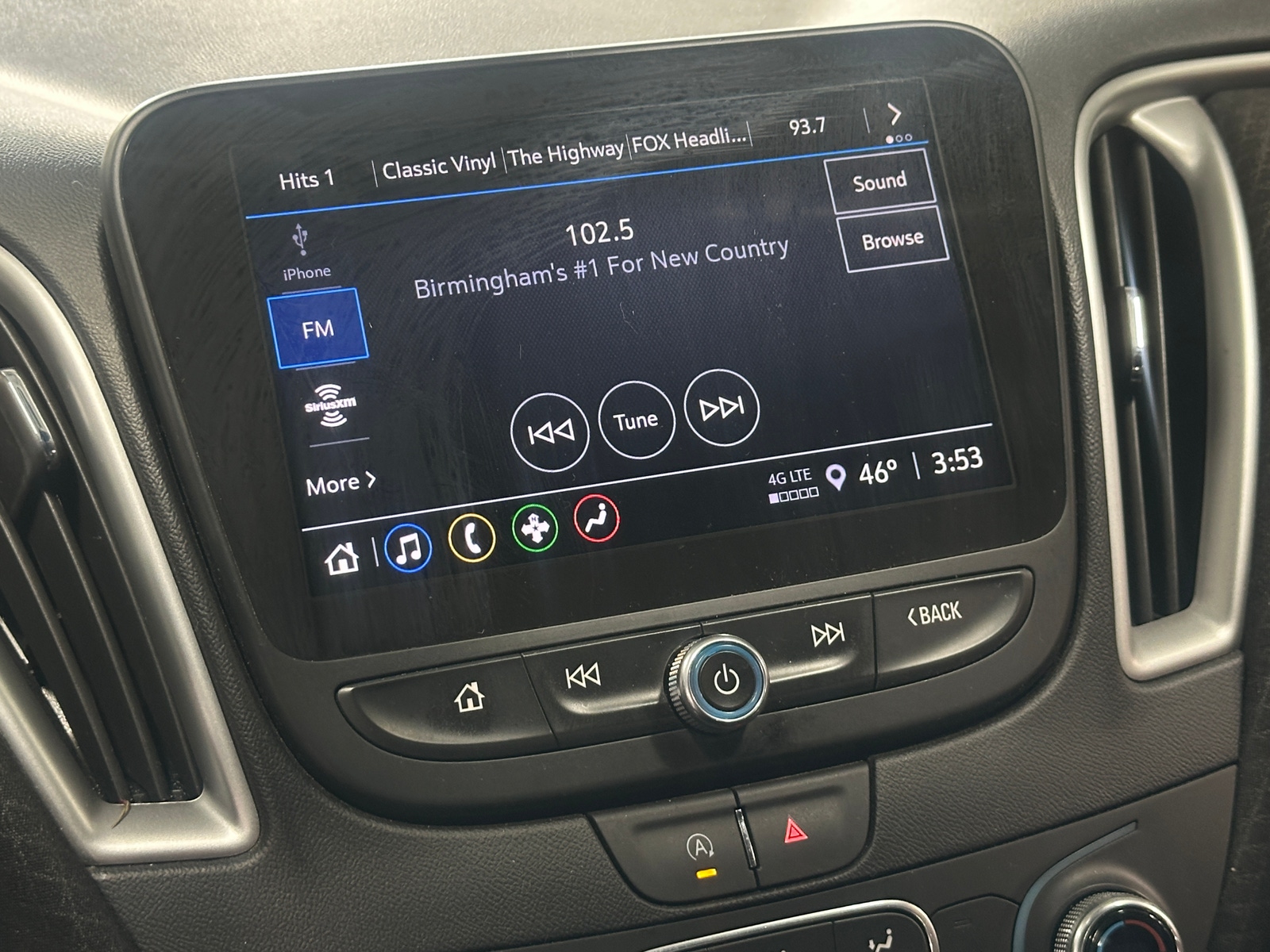 Thumbnail: 2024 Chevrolet Malibu - 4