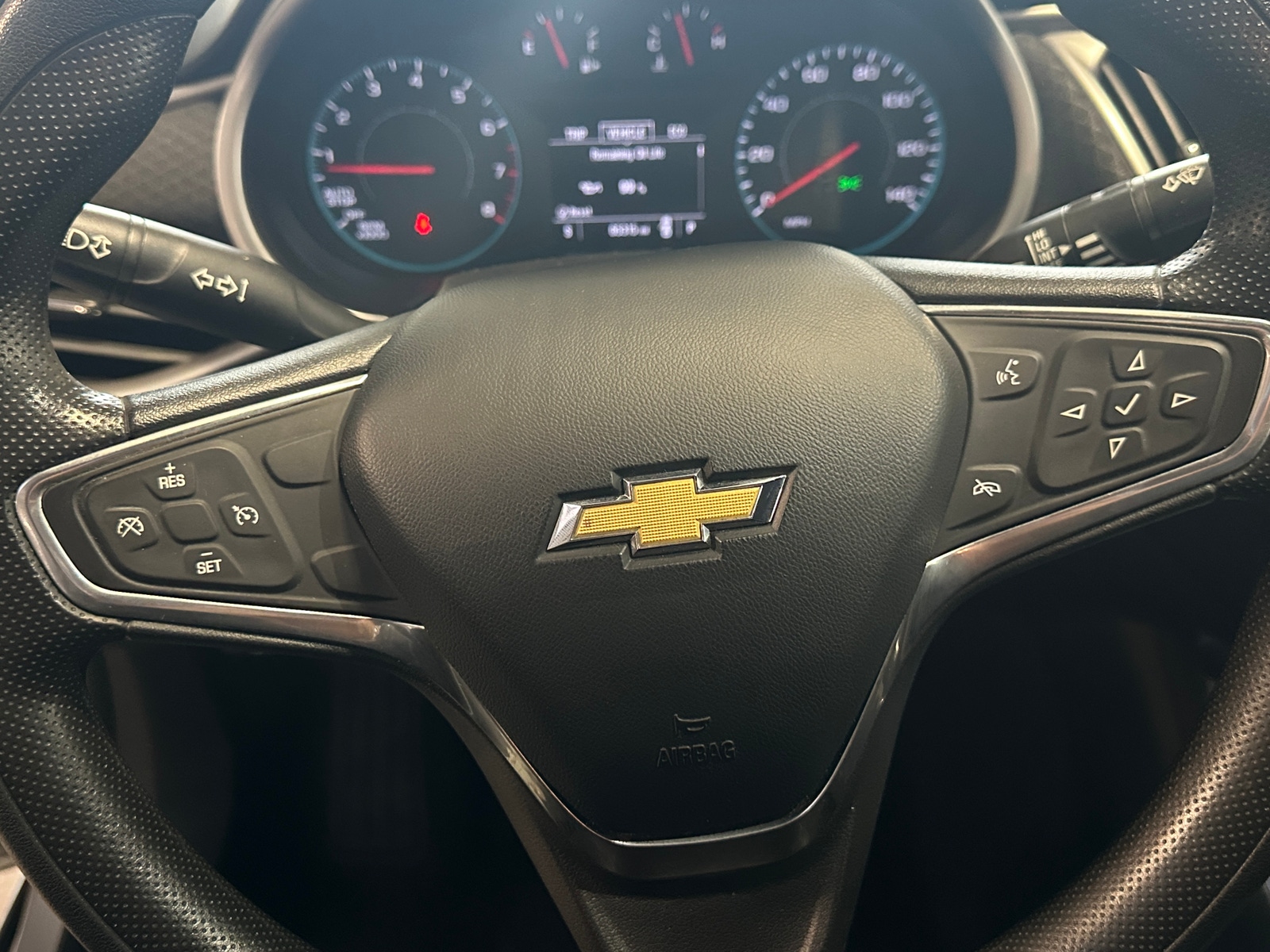 Thumbnail: 2022 Chevrolet Malibu - 5