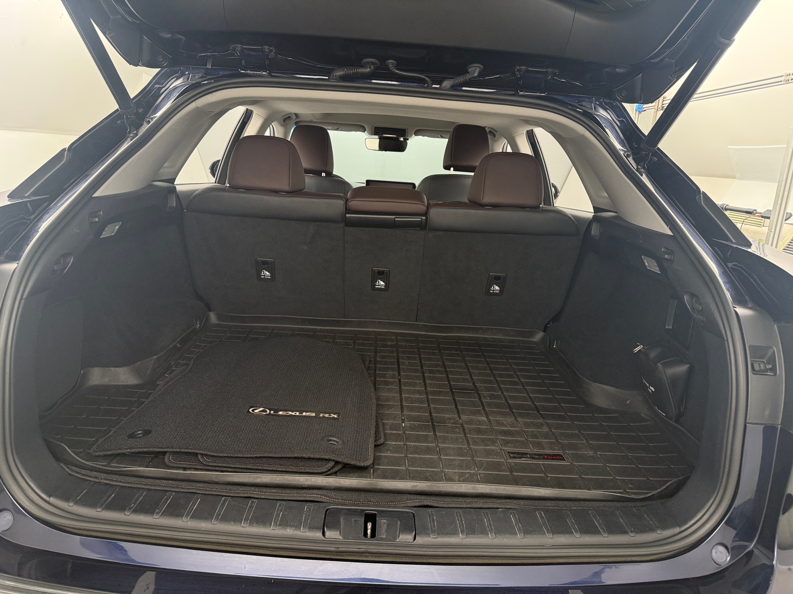 Thumbnail: 2017 Lexus RX - 6