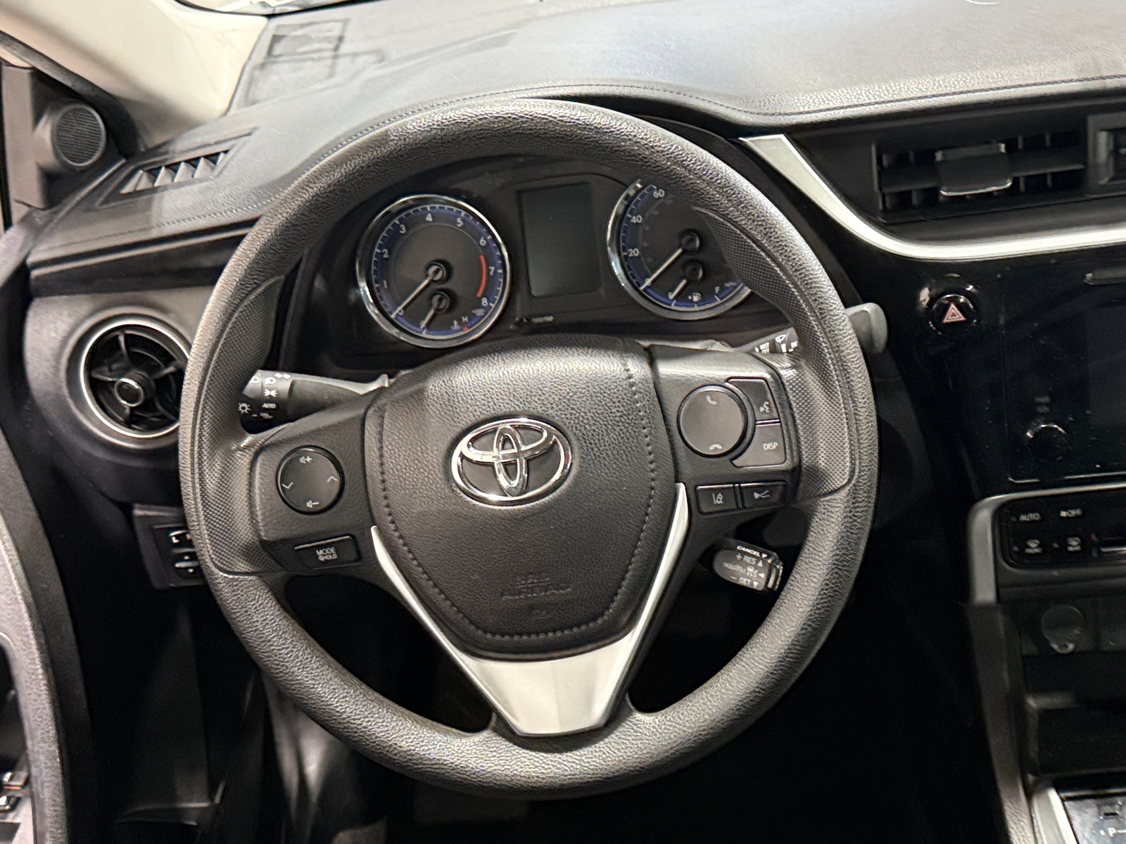 Thumbnail: 2018 Toyota Corolla - 5