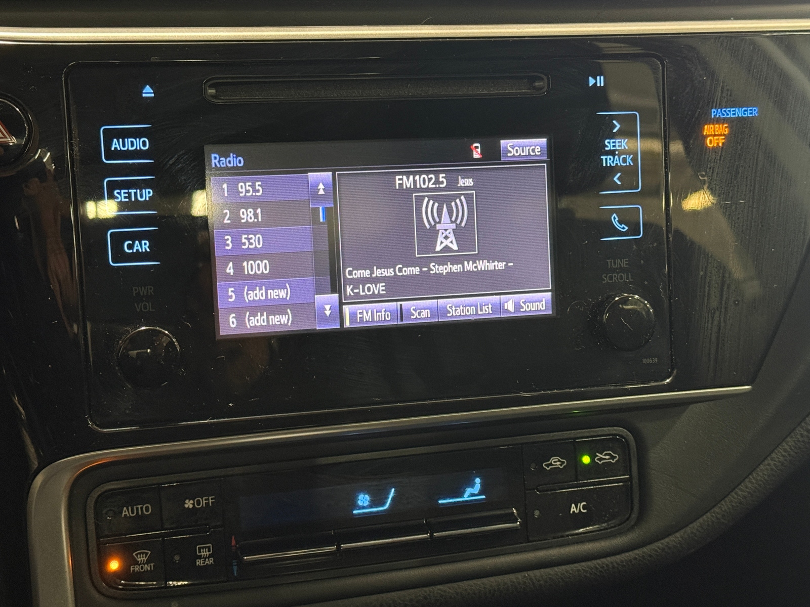 Thumbnail: 2018 Toyota Corolla - 4