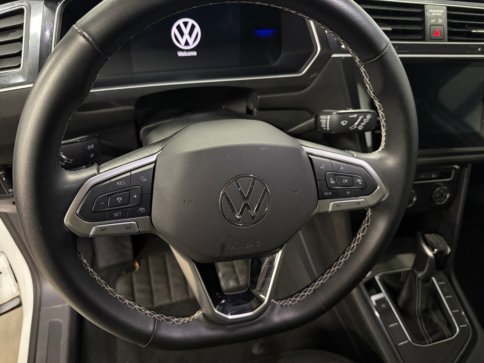 Thumbnail: 2024 Volkswagen Tiguan - 5