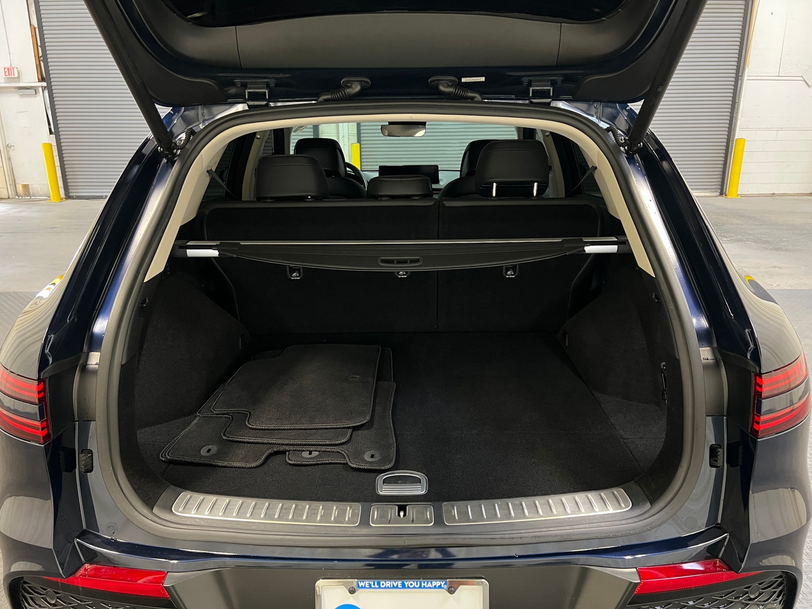 Thumbnail: 2022 Genesis GV70 - 6